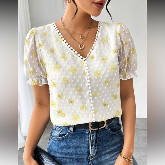 Elegant White Floral Swiss Dot Puff Sleeve Top